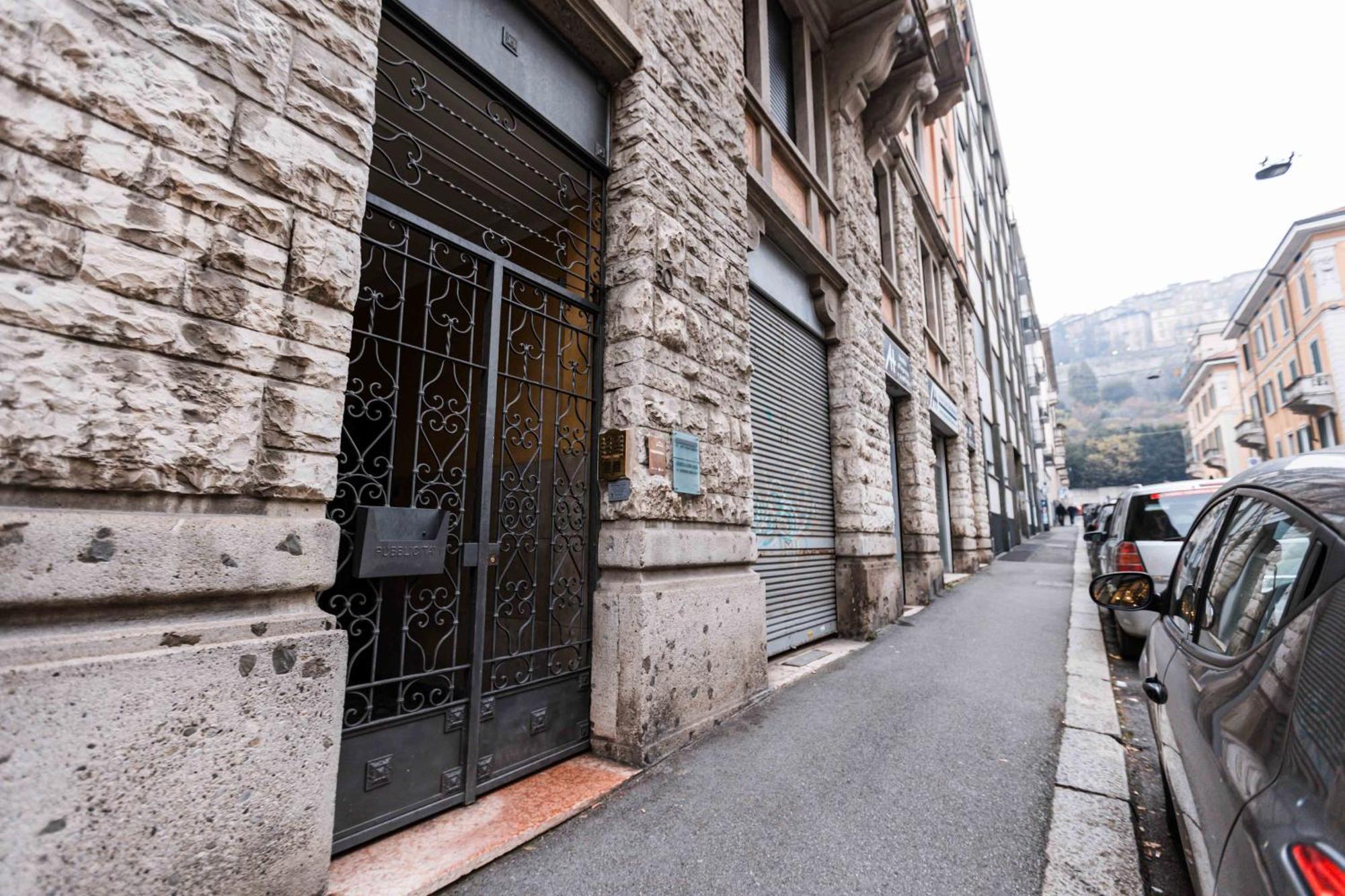 5Min From Citta Alta Chic Bergamo City Apartment Exterior foto